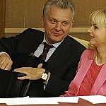 Календарь прививок имени Голиковой: госмиллиарды для Христенко и Харитонина?