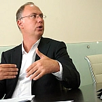 Пилежка бюджета под крылом РФПИ: шоу от Дарвая по заказу Дмитриева?