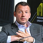 Судороги ПИКа: экс-сенатор Гордеев кинул инвесторов и рвет когти за границу?