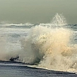 На северо-востоке Камчатки в среду возможен перелив морской воды через косы и подтопление низин