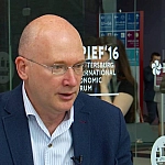 Шадаев Боровикову глаз не выклюет: Софтлайну проложили трубу в бюджет