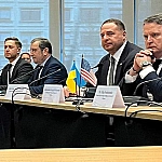 Песков: коррупционный скандал на Украине может осложнить ее переговоры с США