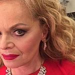 Стало известно, за сколько Лариса Долина продала квартиру в центре Москвы