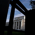 ФРС США досрочно переназначила руководителей региональных резервных банков