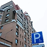 Покупательница квартиры Долиной отказалась пускать певицу после решения суда