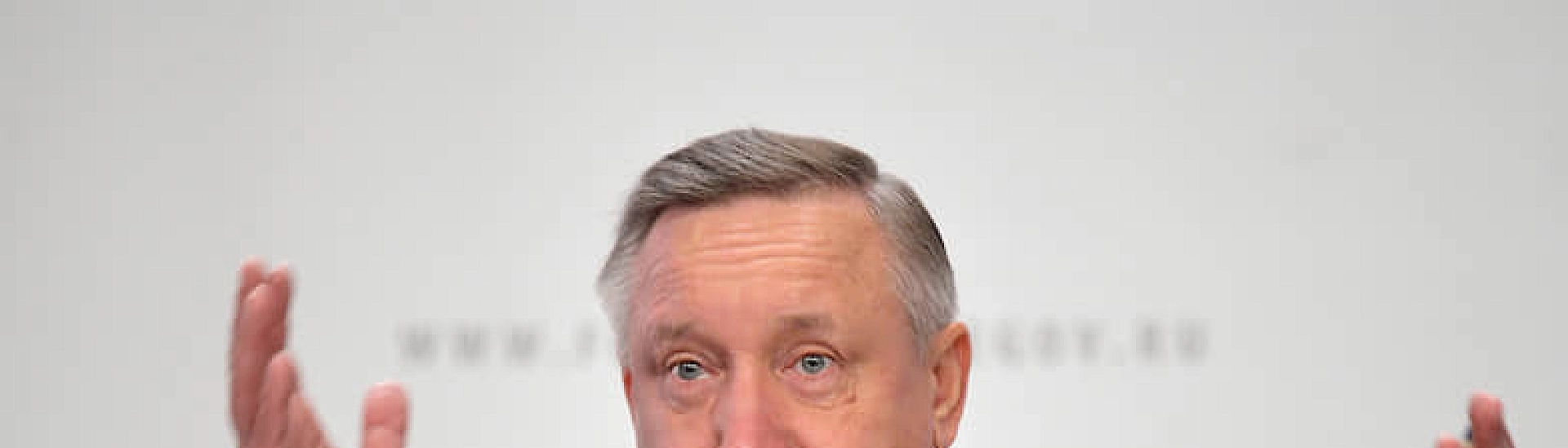 В Петербурге обсудили запуск электричек в Сертолово