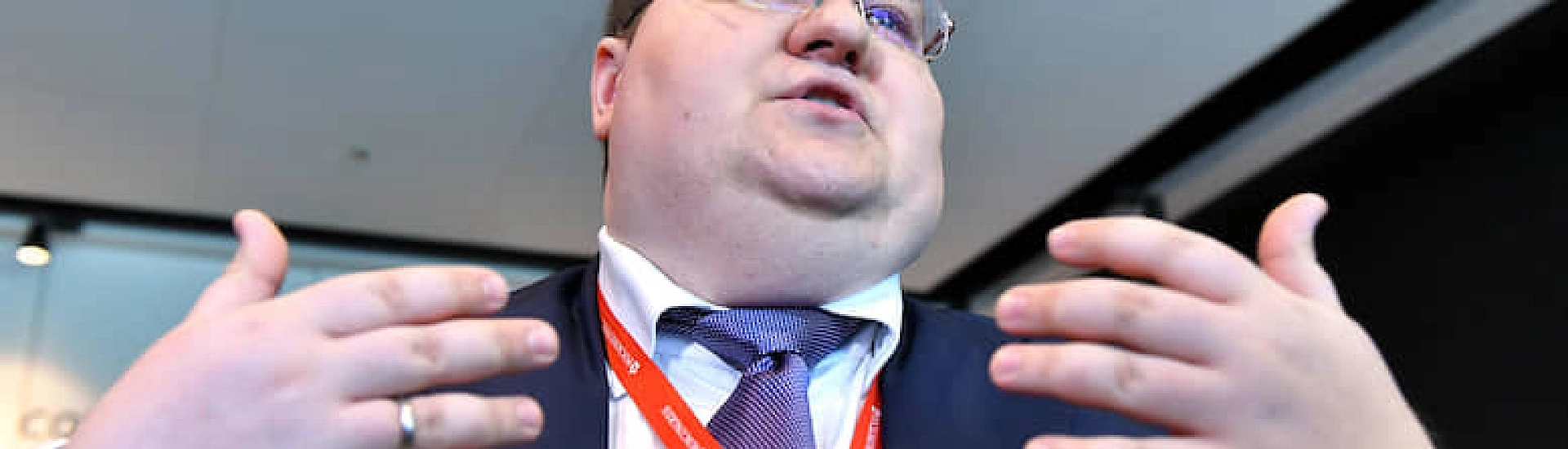 Чайка запел дуэтом с Гордеевым: чиновничий подряд с офшорным намеком