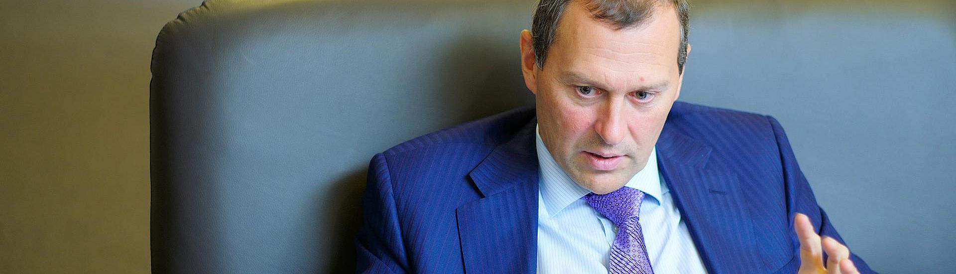 Березины рокировки: кошелек губернатора Дрозденко заметает следы?