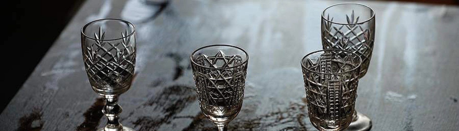 Трагедия в Ленобласти: 19 человек погибли от суррогатного алкоголя