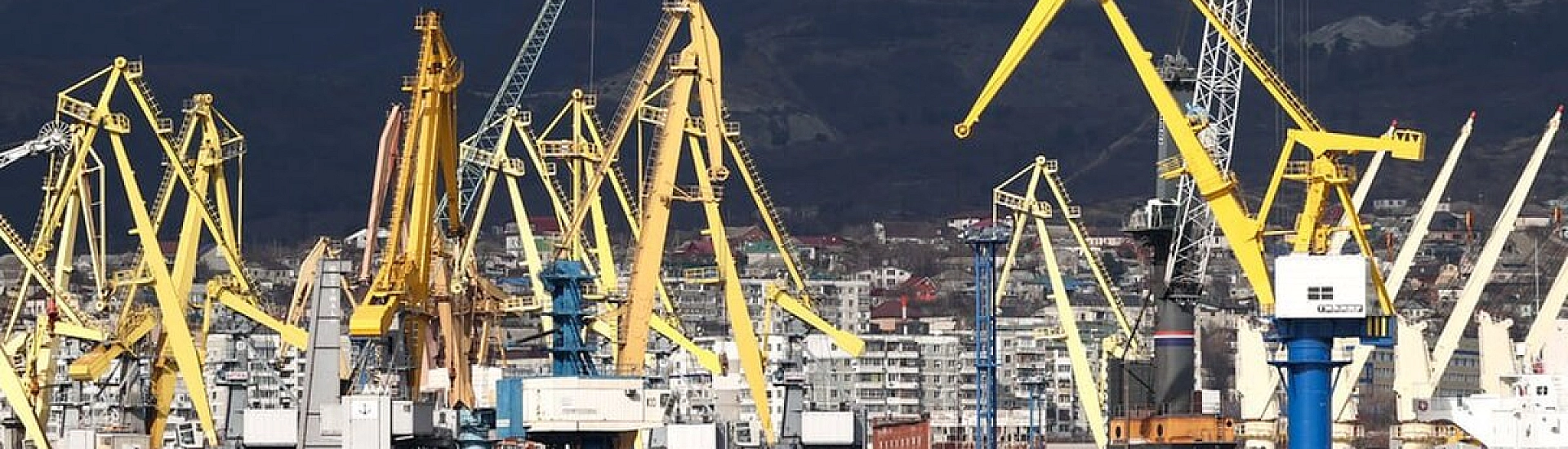 Фрагменты БПЛА упали на терминал «НУТЭП» в Новороссийске, пострадавших нет