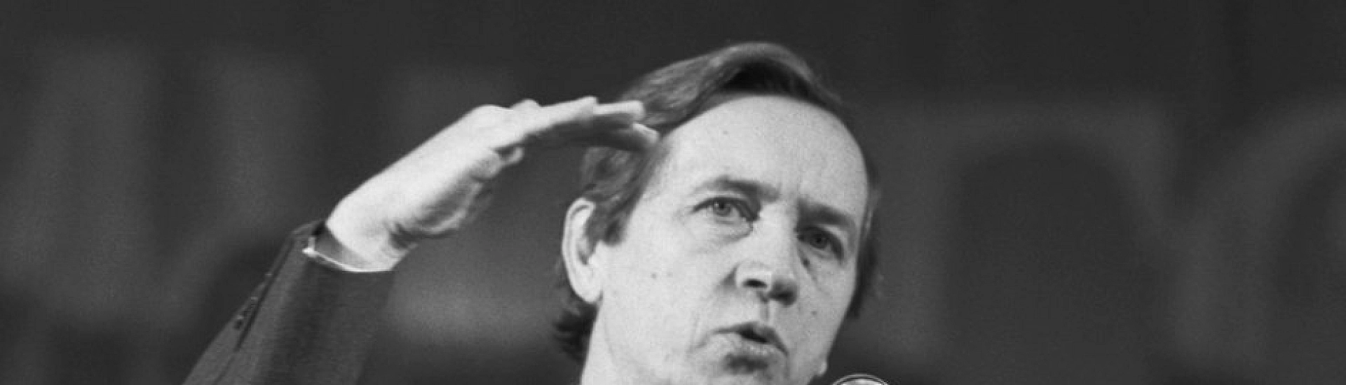 Умер писатель-сатирик Леонид Французов