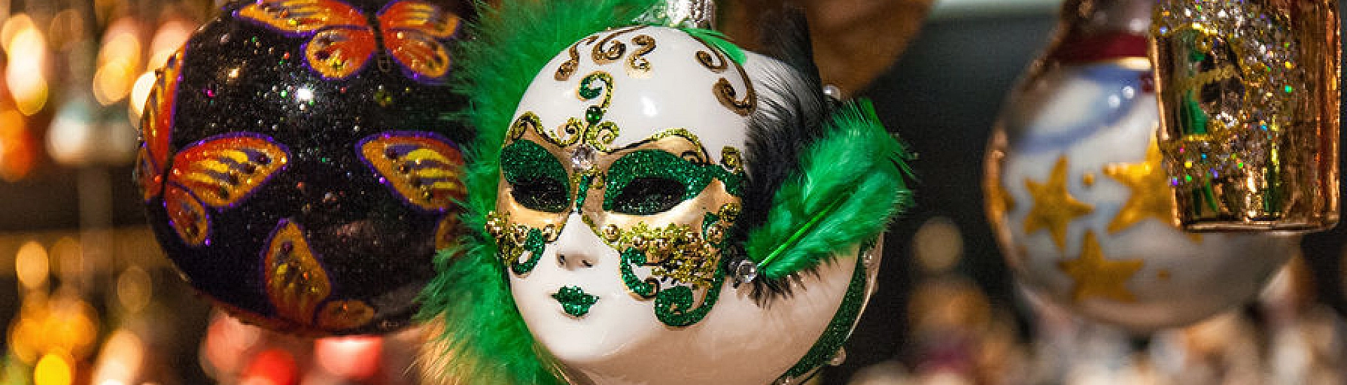 Россияне выбирают необычные елочные игрушки