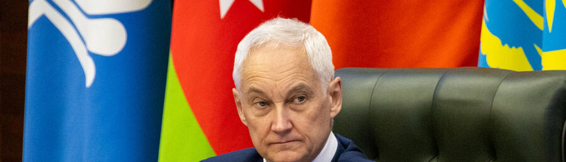 Белоусов обсудил с главой Минобороны КНР сотрудничество армий России и Китая