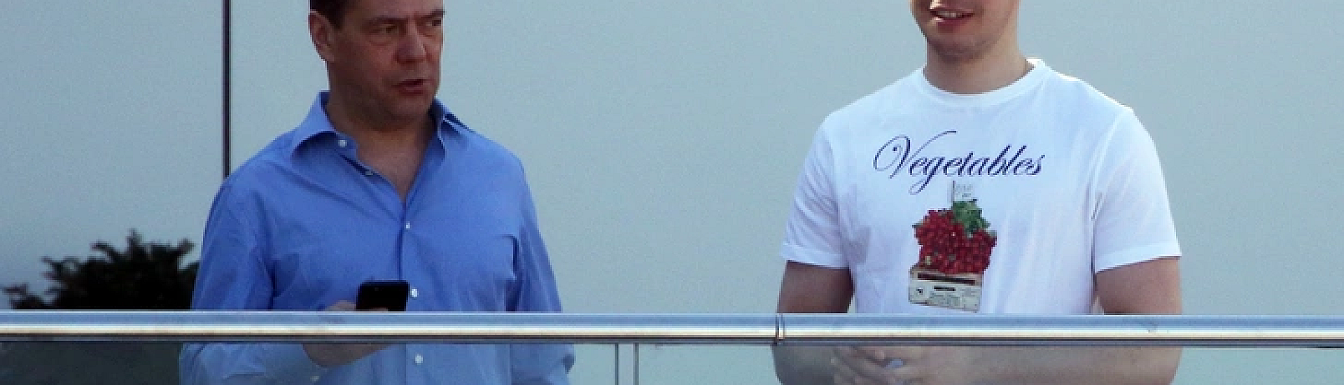 «Он вам не Илюха, а папа не Димон»