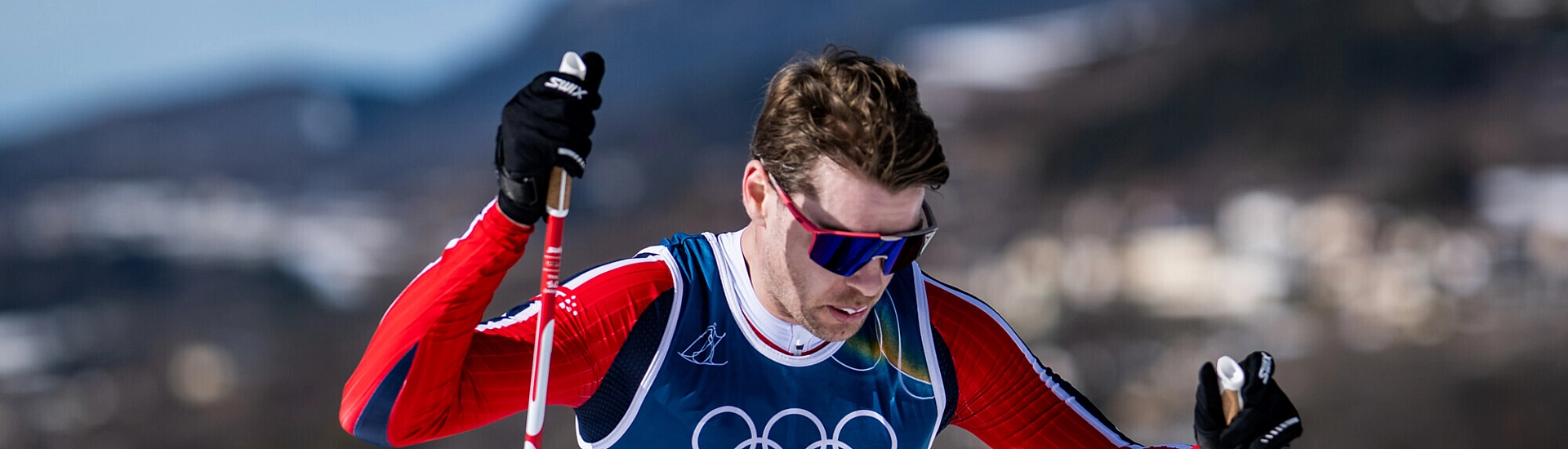 Норвегия потеряла Стенсхагена: лыжник покинул Олимпиаду-2026 из-за болезни