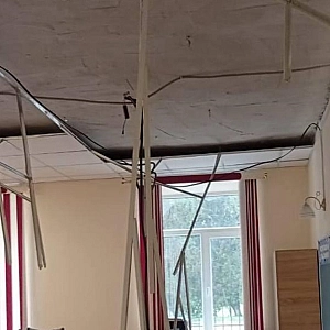 В школе Кабардино-Балкарии обрушился потолок после недавнего ремонта: возбуждено уголовное дело