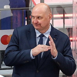 Александр Андриевский официально возглавил «Амур» до конца сезона