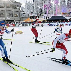 FIS объяснила, как российские лыжники смогут получить нейтральный статус для участия в этапах Кубка мира