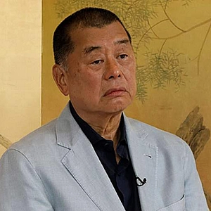 Суд Гонконга приговорил медиамагната Джимми Лая к 20 годам заключения