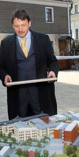 «Подарки от Собянина» для ПИК: госгектары для бракодела Гордеева