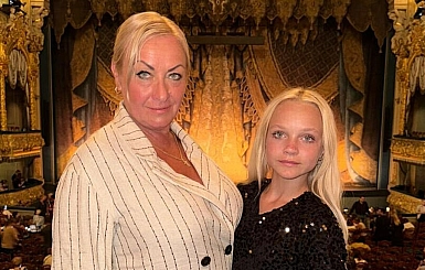 Мать фигуристки Костылевой заявила об угрозах в адрес соперницы на тренировке