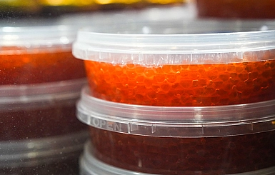 Выпуск красной икры в России в 2025 году вырос на 21 процент