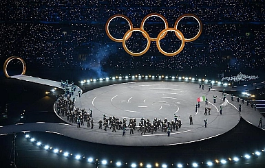 Шесть российских спортсменов выйдут на старт во вторник на Олимпиаде-2026 в Италии